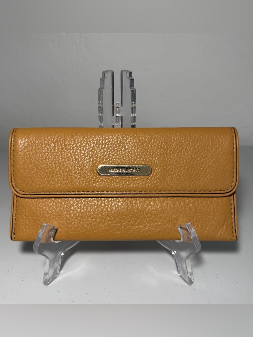 Michael Kors Austin Luggage Flat Continental Leather Wallet